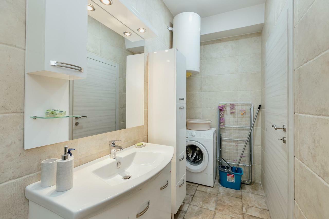 Bobana Apartments Donji Morinj Εξωτερικό φωτογραφία