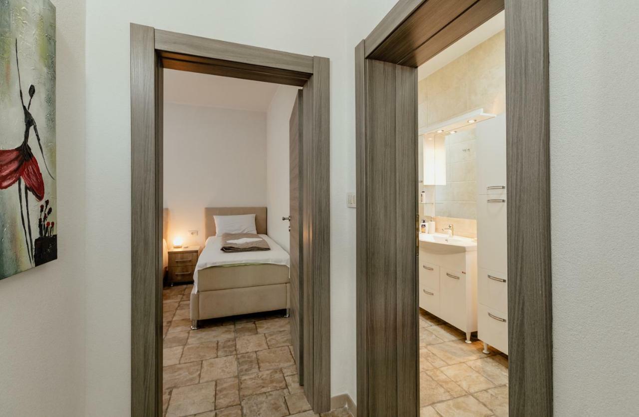 Bobana Apartments Donji Morinj Εξωτερικό φωτογραφία