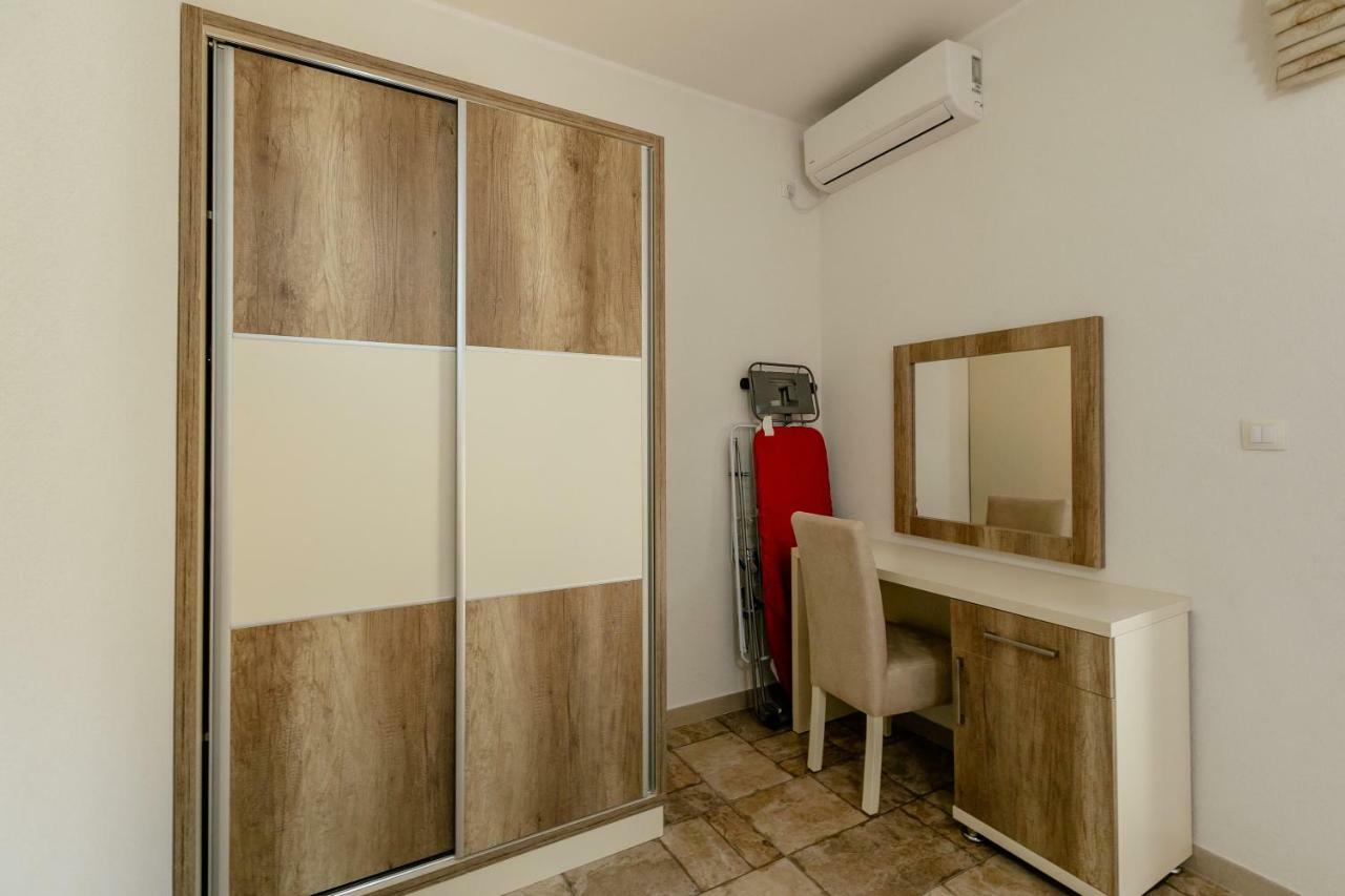 Bobana Apartments Donji Morinj Εξωτερικό φωτογραφία